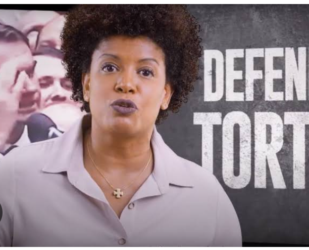 Machadosonia's tweet photo. Alguém mais tem ranço dessa ex global que faz propaganda contra o presidente? Ou só eu?🤔
🤢 https://t.co/qakLopC5E7