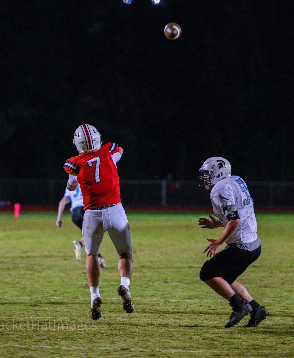 BucketHatImages tweet media