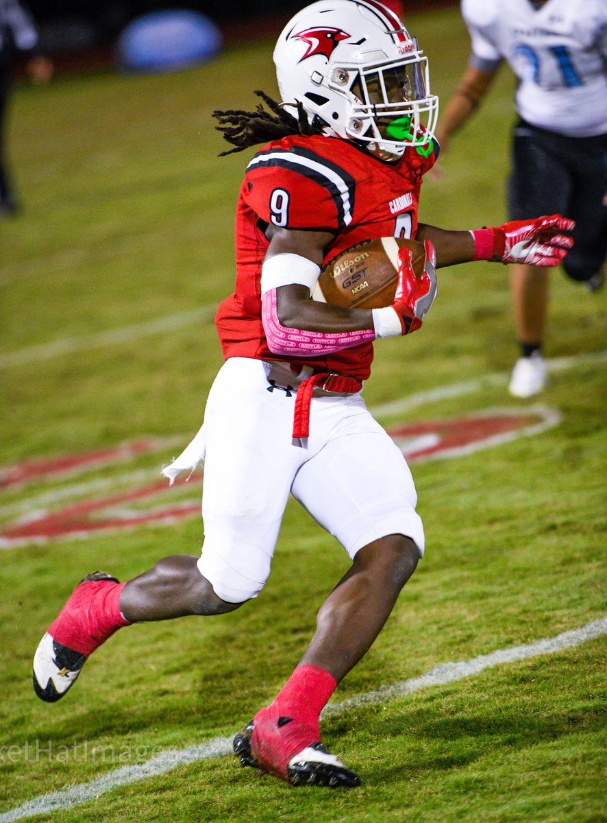 BucketHatImages tweet media