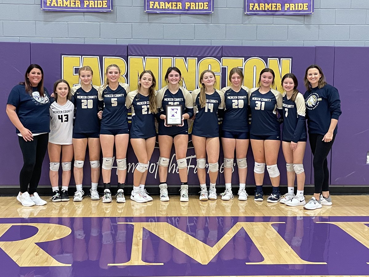 Farmington Freshman Tournament Champs!!

MerCo went undefeated today to claim the Championship plaque 🥇🏆