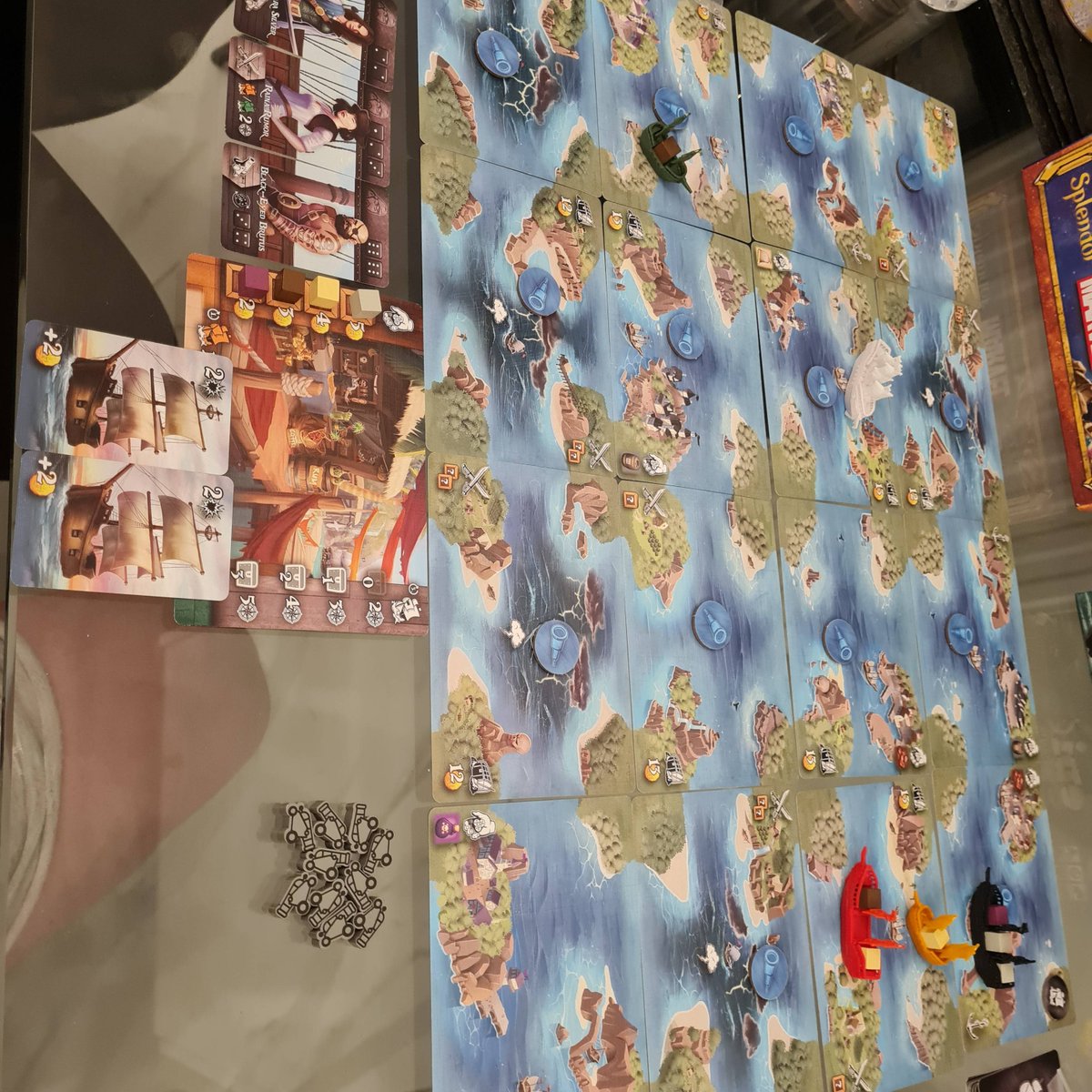 d_b_games's tweet photo. Have you tried Tiny Epic Pirates by @Gamelyn_Games ?

I am finding it to be a great pirate experience. A little fiddly at times but very fun! 🏴‍☠️☠️🦜

Review to come soon 👍

#gamelyngames #TinyEpic #pirates #rum #reviewsoon #dbgames https://t.co/FjWZEKU7yN