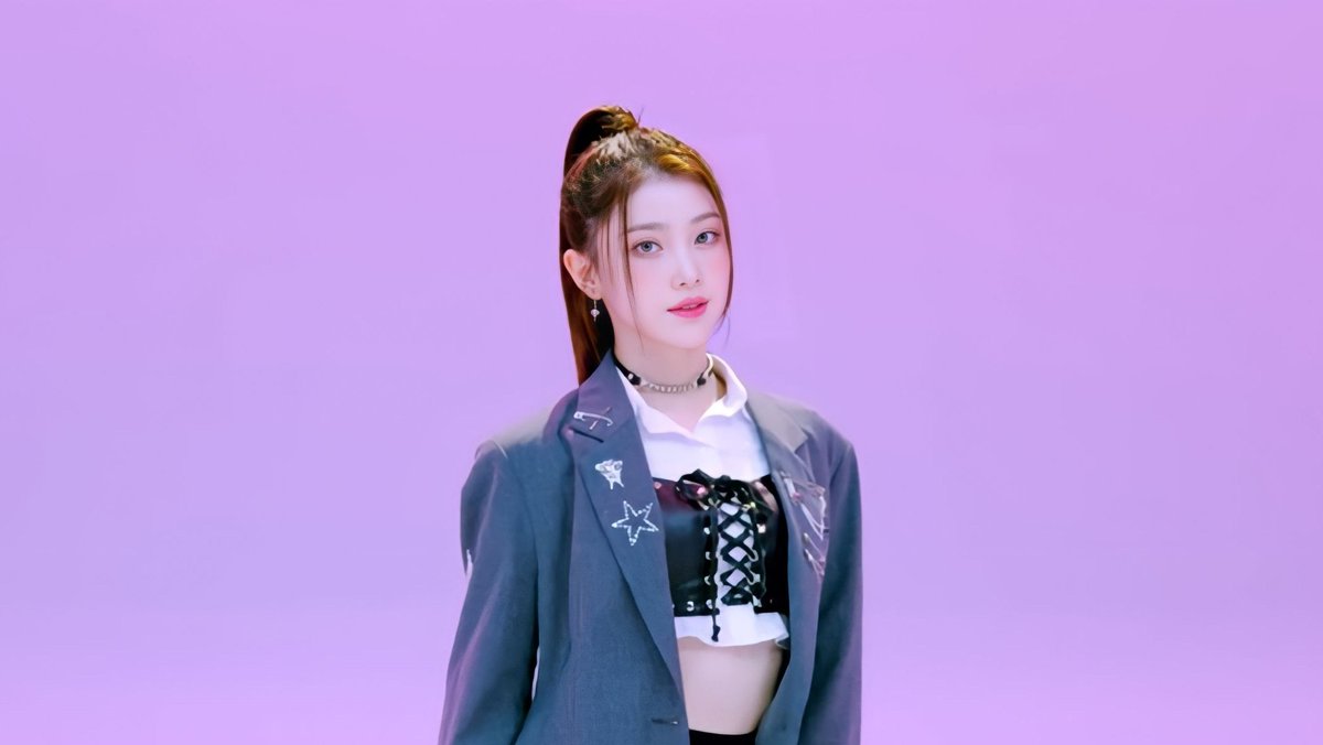 XiaotingBrasil's tweet photo. Xiaoting no STUDIO CHOOM é sempre um acontecimento né? 

#KEP1ER #케플러 #沈小婷
#XIAOTING #샤오팅 #シャオティン https://t.co/b7iwhAhrue