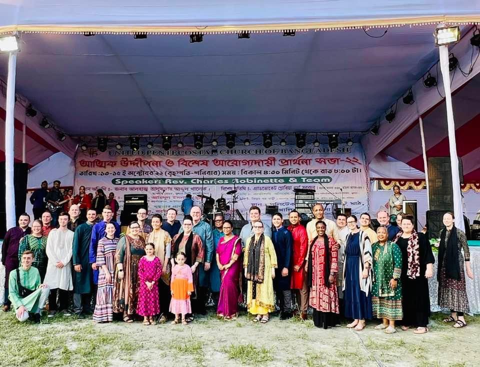 JamesCorbin238's tweet image. Tremendous move of the Holy Ghost this evening in Khulna, Bangladesh.
7,500 received the Holy Ghost
2,000 were healed
3 night total;
11,000 received the Holy Ghost
5,000 healed in Jesus name
To God be all the glory!
1 million soul revival in Jesus name!