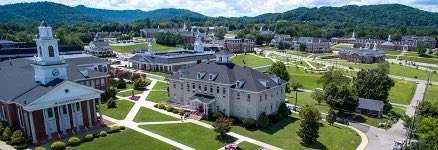 Extremely blessed and honored to announce that I received an offer from the University of Cumberlands!! @CoachDelgado61 @UCPatriotFball @Coach_JLove