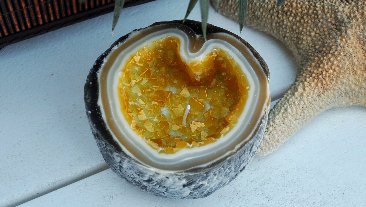 AmethystCandles's tweet photo. Remember, people will judge you by your actions not your intentions. You may have a heart of gold, but so does a hard-boiled egg. Maya Angelou

https://t.co/YrzDdzELGr

#bekind #compassion #onelove #peaceandlove #heartofgold #citrine #healingcrystals #crystalenergy #crystallove https://t.co/Ax9XrJ4IDD