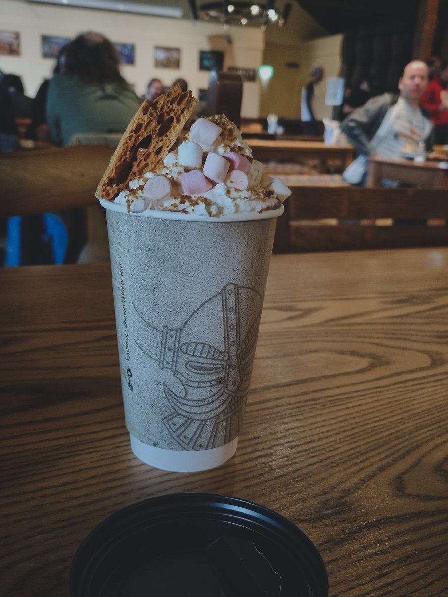 amberlovell_'s tweet photo. I bloody deserved this today π€€π€€
#bugmansbar #warhammerworld https://t.co/ZMYsoCWvVy