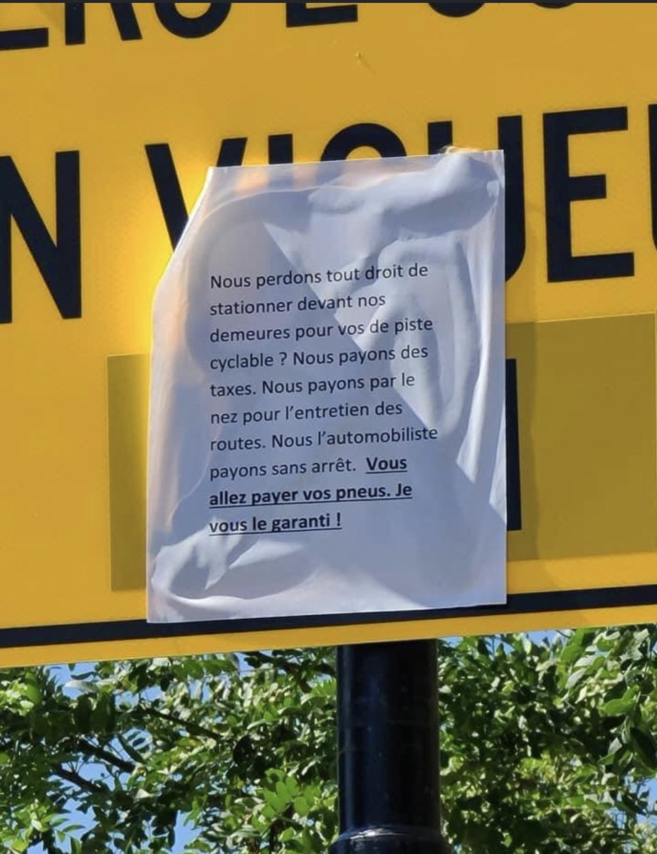 Taintin's tweet image. « Vous allez payer vos pneus, je vous le garanti! » 🧐