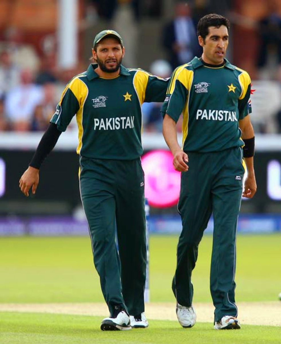 usmansatti476's tweet photo. Happy Birthday Umar Gul !! 🎂
Pakistan's 3rd leading wkt taker in T20I. #Guldozer @mdk_gul 💐. https://t.co/wcLQbAGKOw