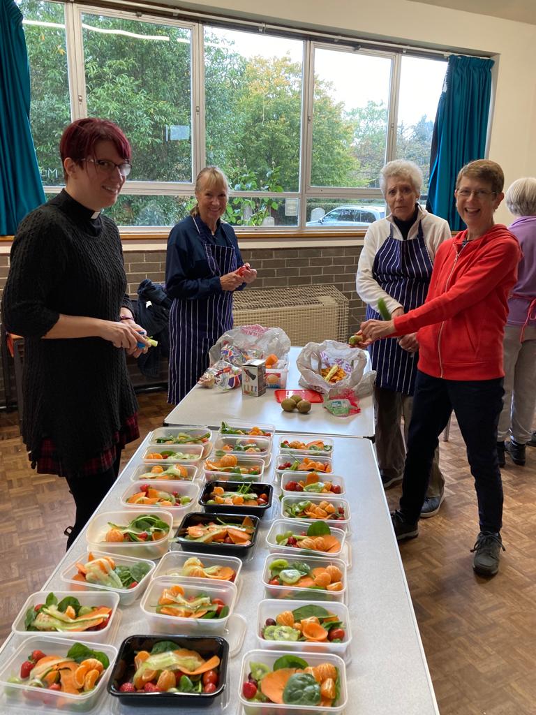 Team Hornchurch preparing for the Messy Church Goes Wild Roadshow this afternoon! Looking forward to seeing some of you there 😀