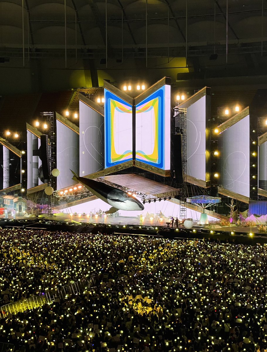 knjgIoss's tweet photo. this picture is so pretty https://t.co/toL4rvTfRM