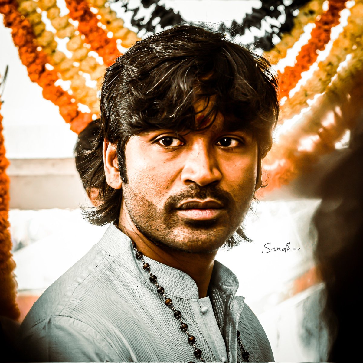 K_SundhaR_'s tweet photo. ✨🧡V A A T H I🧡✨

@dhanushkraja #Vaathi
#Sundhar https://t.co/XlDGWQTI0x