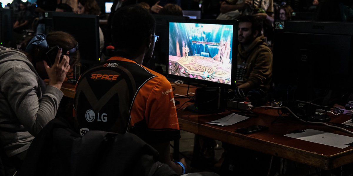 mConesports's tweet photo. Of course @SpaceSama is attending the @RTMgamesweek Super Smash Bros. Ultimate tournament at Dreamhack Rotterdam. By winning all his matches today he qualified for the top 32, where he will be facing SOLO tomorrow. We are rooting for you Space 👊🏻

#mConhype #SSBU #RTMGamesWeek https://t.co/U50h77Xmlb