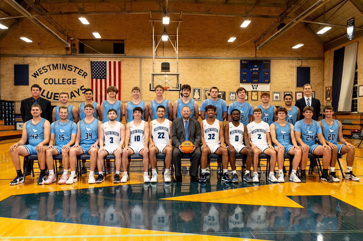 ToddCreal's tweet photo. 3 years ago when MacMurray College closed I was not sure if I would ever coach again.  The last 3 years at Westminster College have been amazing and now today I am back as a head coach of some amazing young men!🏀 Season starts today! #BlueJays #LetsFly https://t.co/yl6jCR6KPw