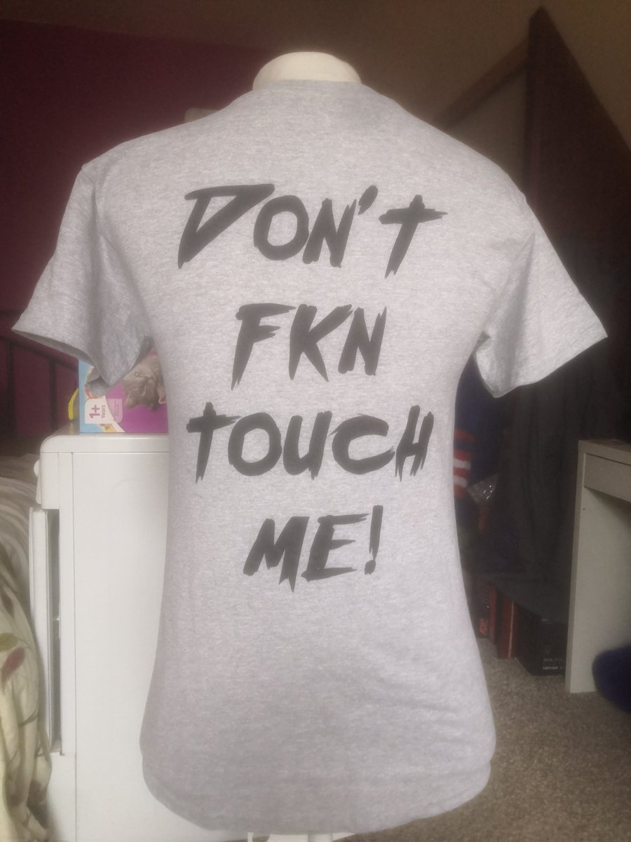 TacoTeko's tweet photo. Commissions for @RexRaptordoge and @CibGuts
YCH Don't touch me T-shirts!

#furry #furryartist #tshirtdesign #tacoteko https://t.co/qDB4mEYcAD