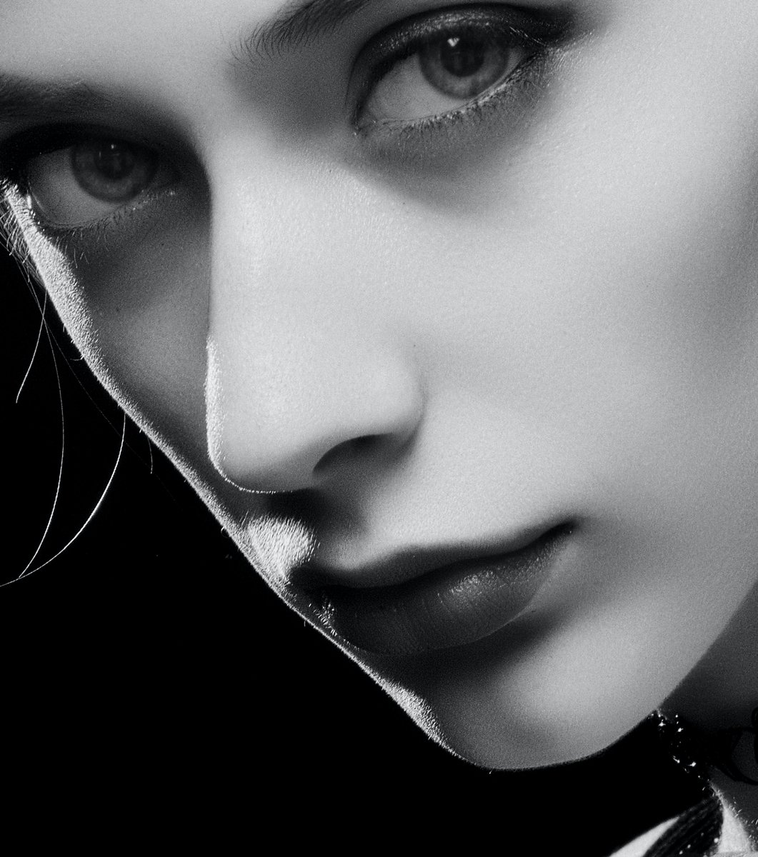 Package deal 
Revitalisation 2 - two hours
Choice of  Massage 30 min
Deep cleansing facial/Microdermabrasion
Shape &amp; Polish (hands and feet) – Bring your fingers and toes to life with a colour of your choice.
Price: - £ 60
amethystbeautylounge.co.uk/prices
