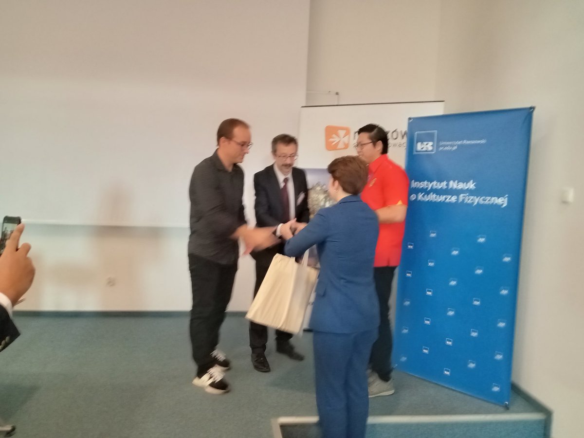 Phoebe Grandfield tweet media