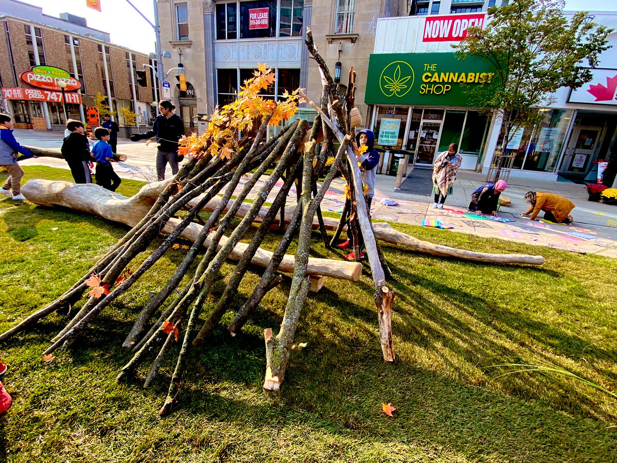 Sarah Marsh tweet media