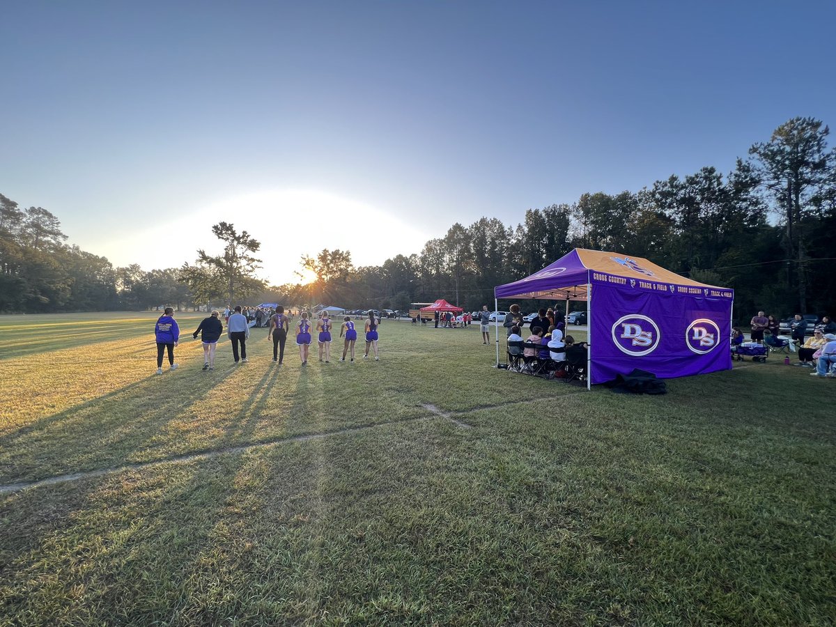 Good morning from Hammond, America! It’s the last Saturday morning meet of the season.