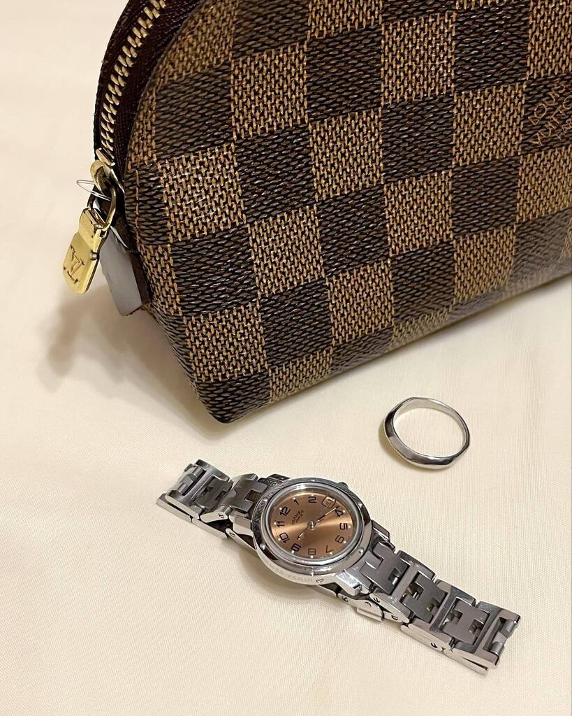 value91_vintage's tweet photo. HERMES🫧 https://t.co/zIGvcTzqC4 https://t.co/QPuCN6xfDn