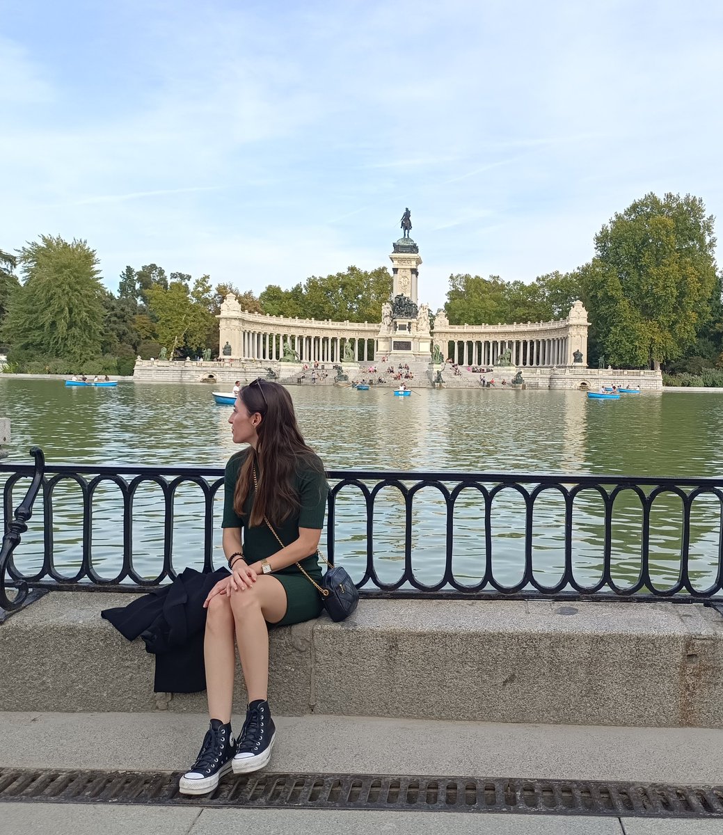 Sense fronteres. tweet media