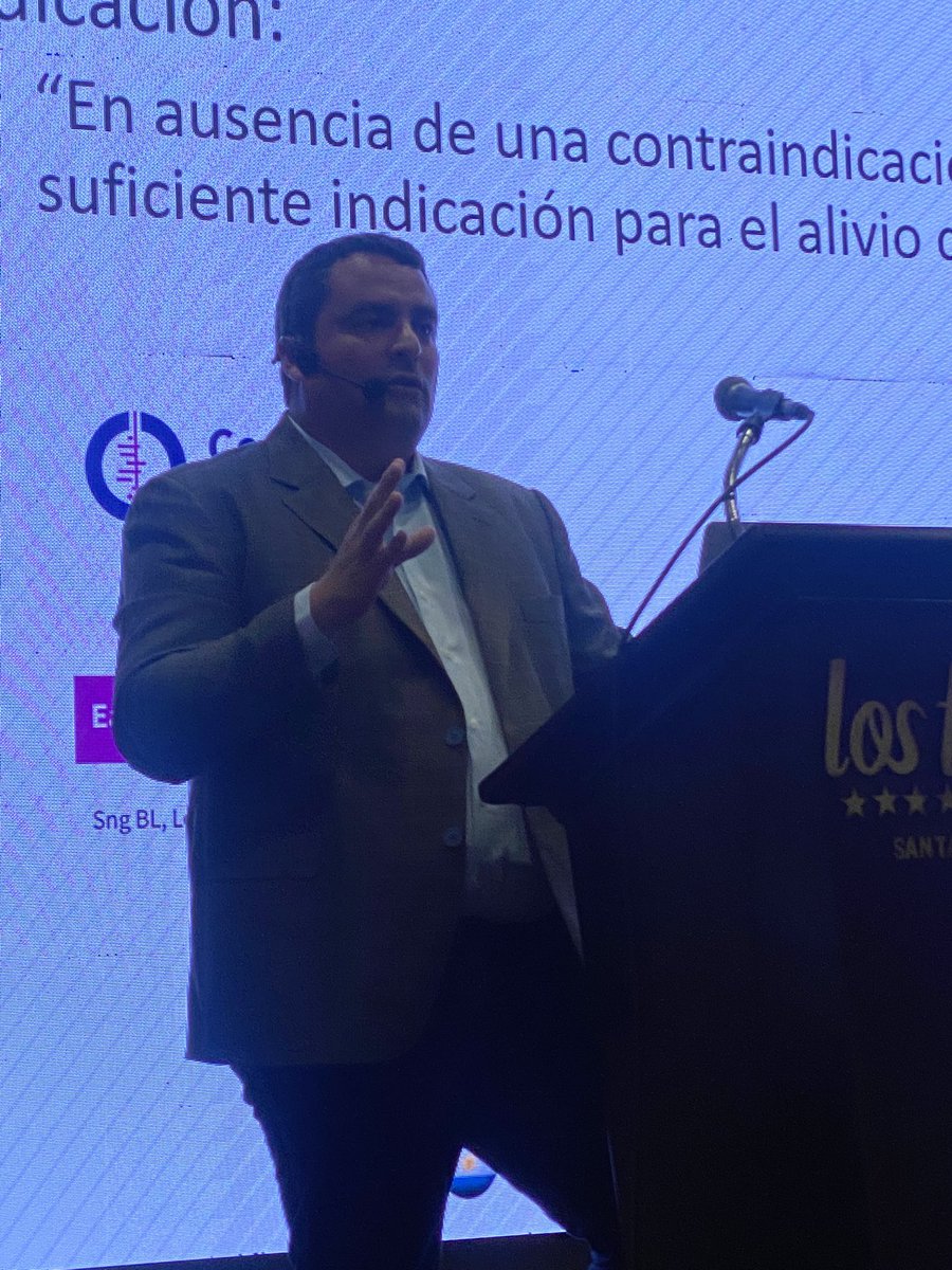 AnObsColombia's tweet image. Empezamos con el Dr Martín Pérez de 🇺🇾 nuestro bloque de Analgesia Trabajo de Parto. Técnicas Neuroaxiales @clasanews @wfsaorg #CLASABOLIVIA2022 #anestesiaobstetrica #partosindolor