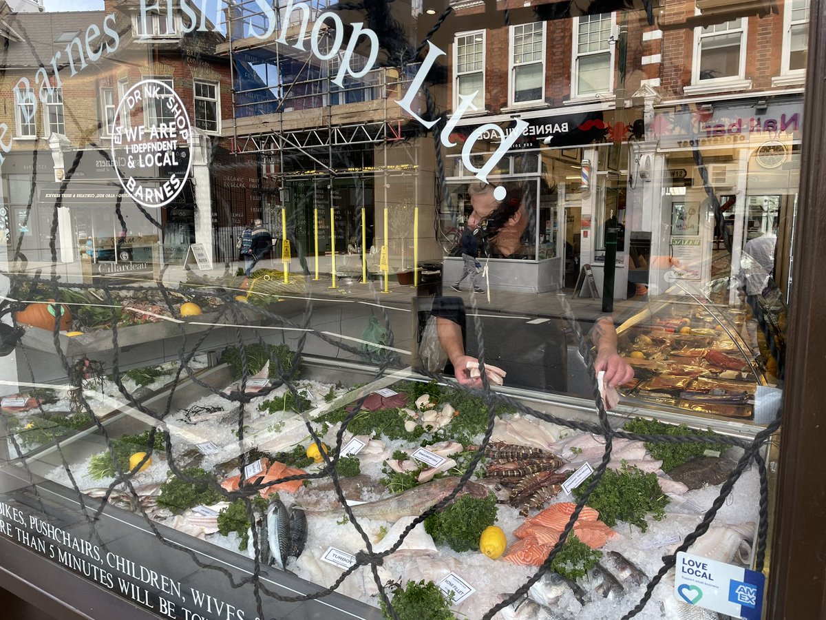 charliecampion's tweet photo. #shoptober #BarnesHighStreet https://t.co/cpemoxKn6n