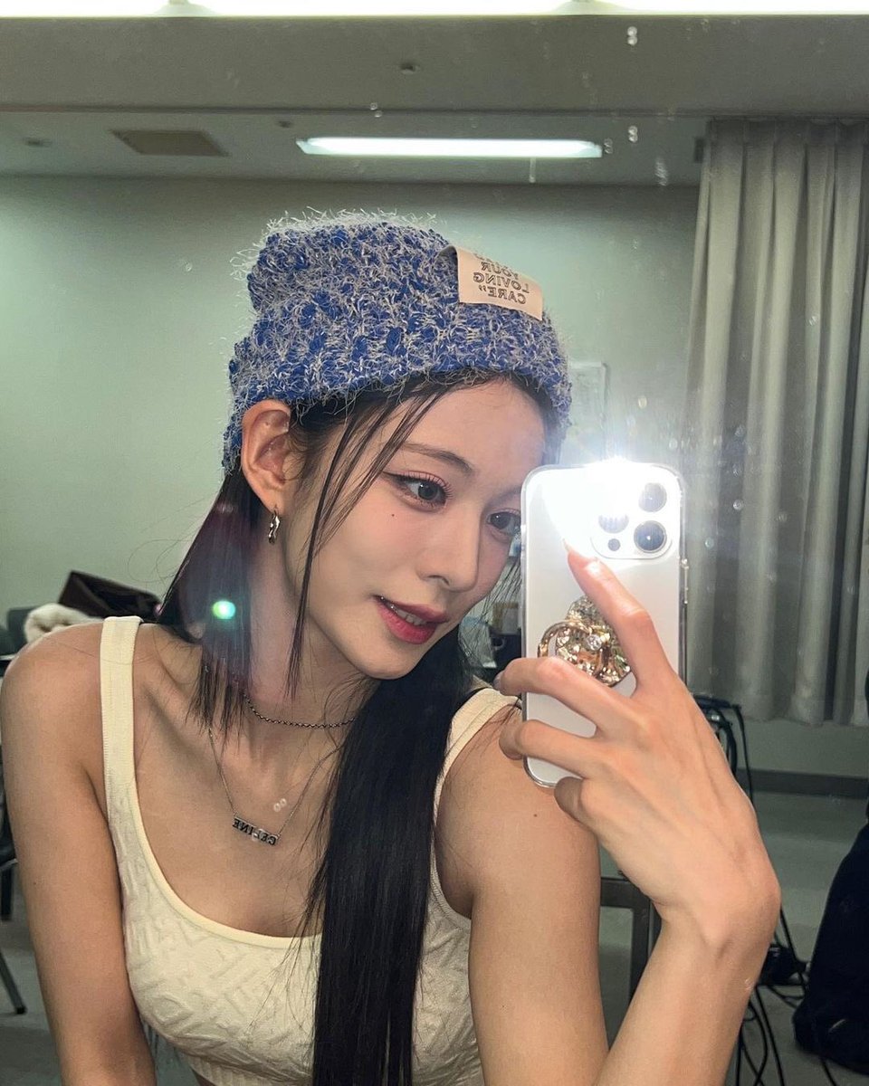 laly 💌 tweet media