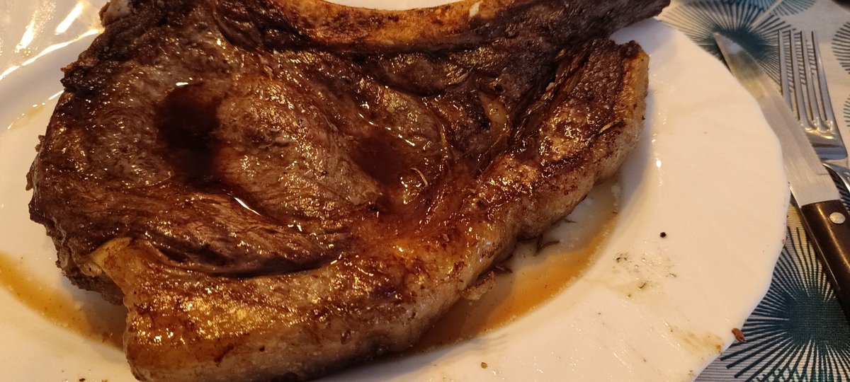 En el nombre del padre, del hijo y del espíritu Santo. booom