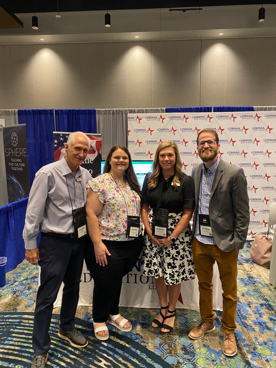 AtwellMs's tweet image. Happy Saturday!  Stop by and see us!  @Lowmaneducation. Check out Alan’s presentation at 8am!  #txcss2022