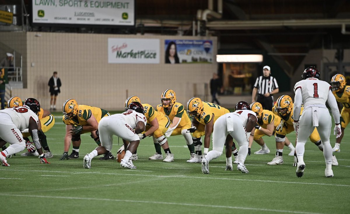 CoachChewy80's tweet photo. Value every opportunity to compete! Discipline, Enthusiasm, Physical! #CGO #CatTough https://t.co/yvEspMsX4h