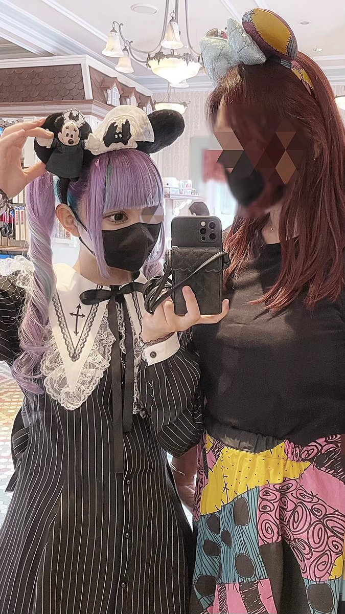 ままとナイトメア・ビフォア・クリスマスのジャックとサリーのバウンド