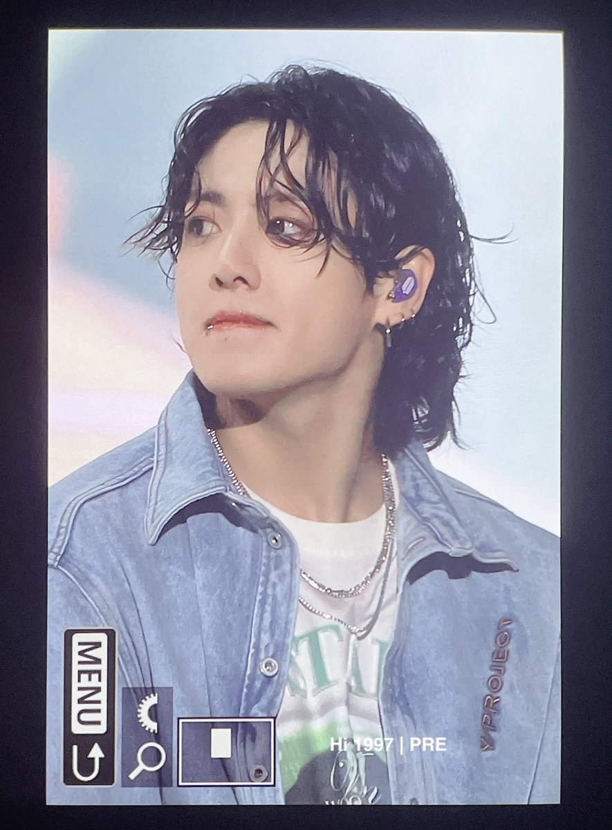 20221015 PRE
너무 잘생겼다…….
#전정국 #정국 #JUNGKOOK #JK #방탄소년단 #BTS <a href="/BTS_twt/">방탄소년단</a>