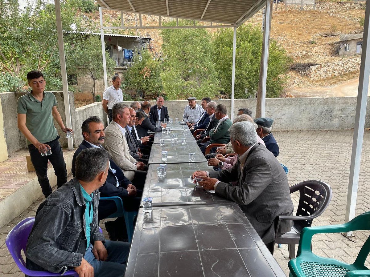 avtutdere's tweet photo. #Toklu ve #Oyratlı köylerimizi İl Başkanımız Burak Binzet, Besni İlçe Başkanımız Vakkas Açar, İl Genel Meclisi üyemiz Nevzat Kozak ve yönetici arkadaşlarımızla ziyaret ederek hemşehrilerimizle buluştuk. https://t.co/VGE06zwLPn
