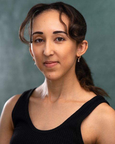 Simon & How tweet media