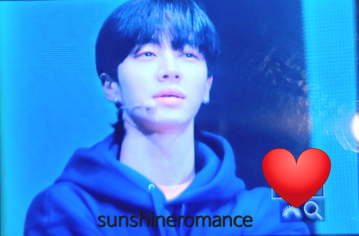 sunshineGK's tweet photo. 20221015 하이라이트 운동회❤️‍🔥❤️‍🔥❤️‍🔥❤️‍🔥
#하이라이트운동회 #하이라이트 #이기광 #기광 https://t.co/eb1GSF1Qig