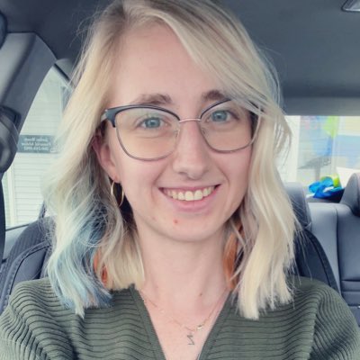 ElyWendt's tweet photo. #NewProfilePic https://t.co/6m5BN7QKup