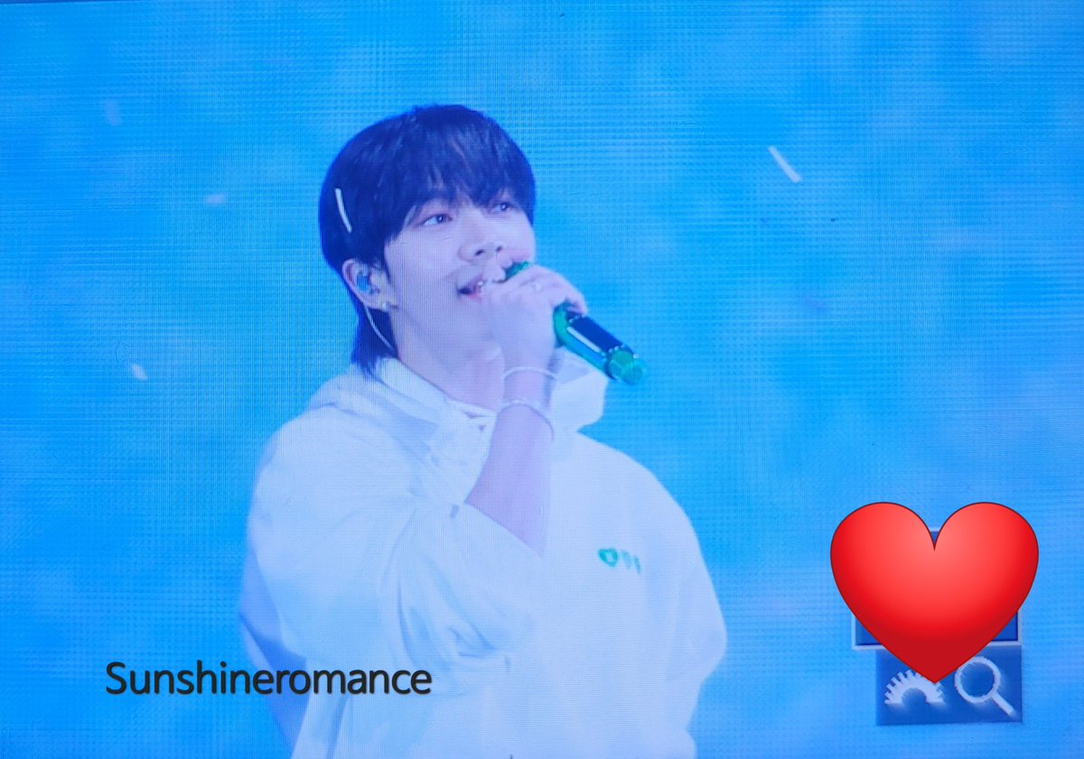 sunshineGK's tweet photo. 20221015 하이라이트 운동회 💝💝💝💝
#하이라이트운동회 #하이라이트 #이기광 #기광 https://t.co/C24hFyjgF3