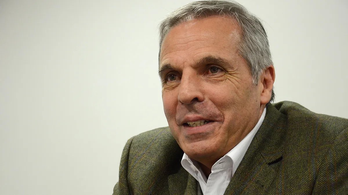 LpezAlejandro's tweet photo. 🔴 #Entrevista #EnVivo

Dialogamos con #JorgeSapag, ex gobernador de Neuquén y presidente de la Convención del #MovimientoPopularNeuquino.

🗣️ Elecciones y armado electoral.

Escuchanos por radio @LU5AM600 en el programa #AlFinaldeTodo hasta las 12 hs. 🎙️ https://t.co/HGPBHD2gw9