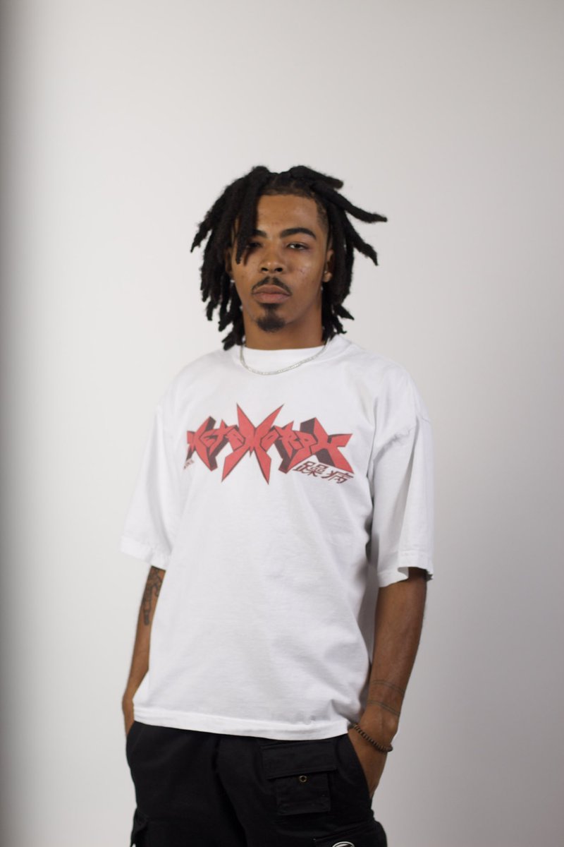 surf_xyz's tweet image. Me for @BFTFIV by @McFlyy