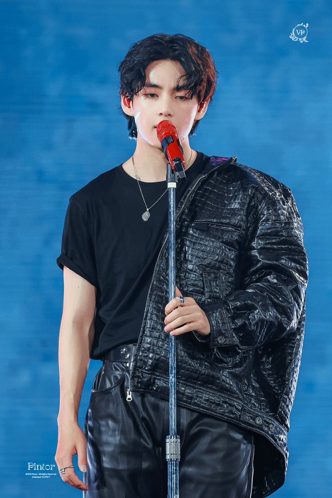 「HD」221015 YTC in Busan #태형 #TAEHYUNG #BTSV #KimTaehyung #BTS  #YetToComeinBUSAN <a href="/BTS_twt/">방탄소년단</a>