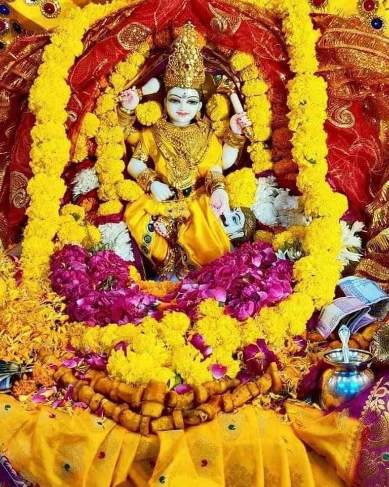 baglamukhipuja's tweet photo. माँ बगलामुखी आप सभी पर अपनी कृपा और आशीर्वाद बनाए रखें। जय माँ बगलामुखी। https://t.co/RXBxKtgdVh