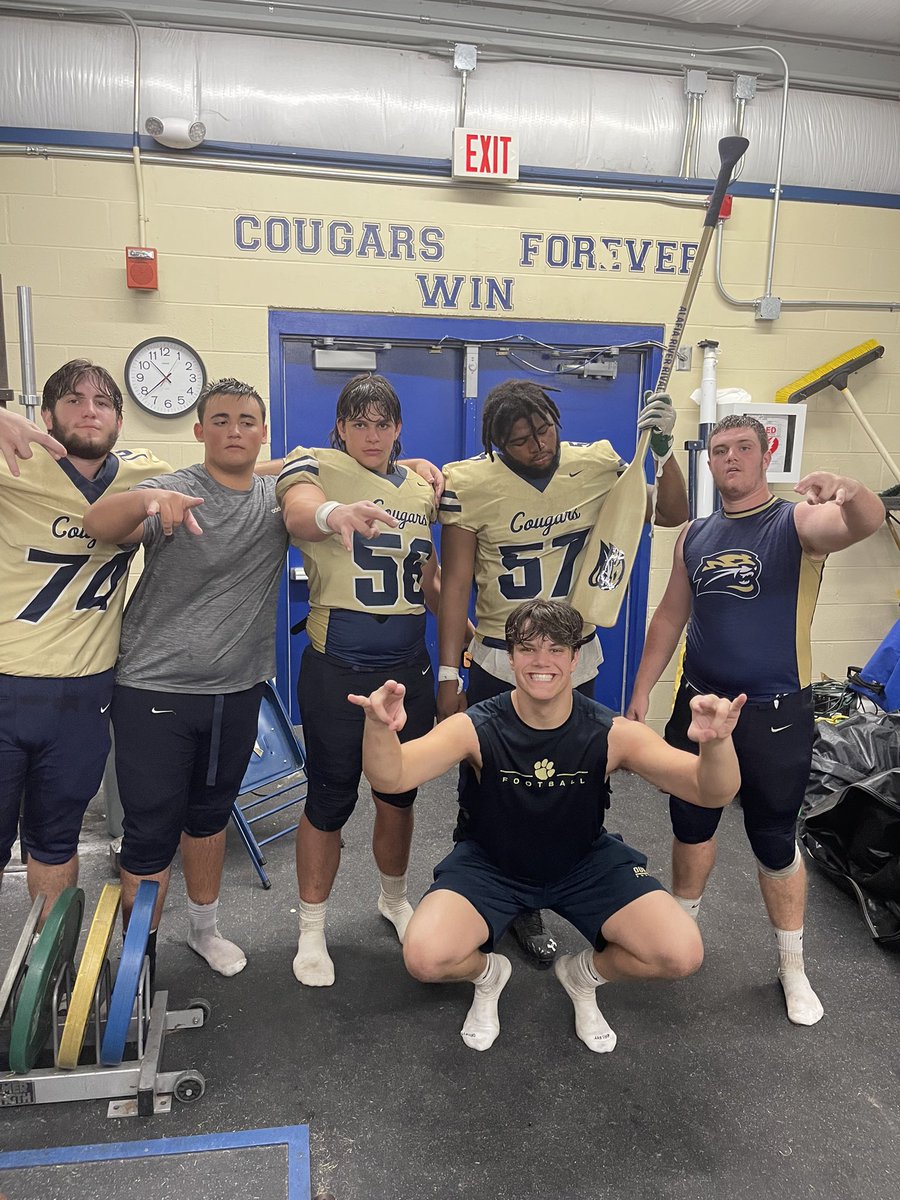 BrownAjai57's tweet photo. History was made last night, and I wouldn’t want to do it with anybody else. Love my boys. 🔥🔥🖤@MichaelRyan1_ @tanner_peirce @ChanceyBlake62 @luke_mac58 @BigBoyAlex2006 @AJHancock74 @JourneyanFuture @DOORANTFOOTBALL https://t.co/ExcpuXGGob