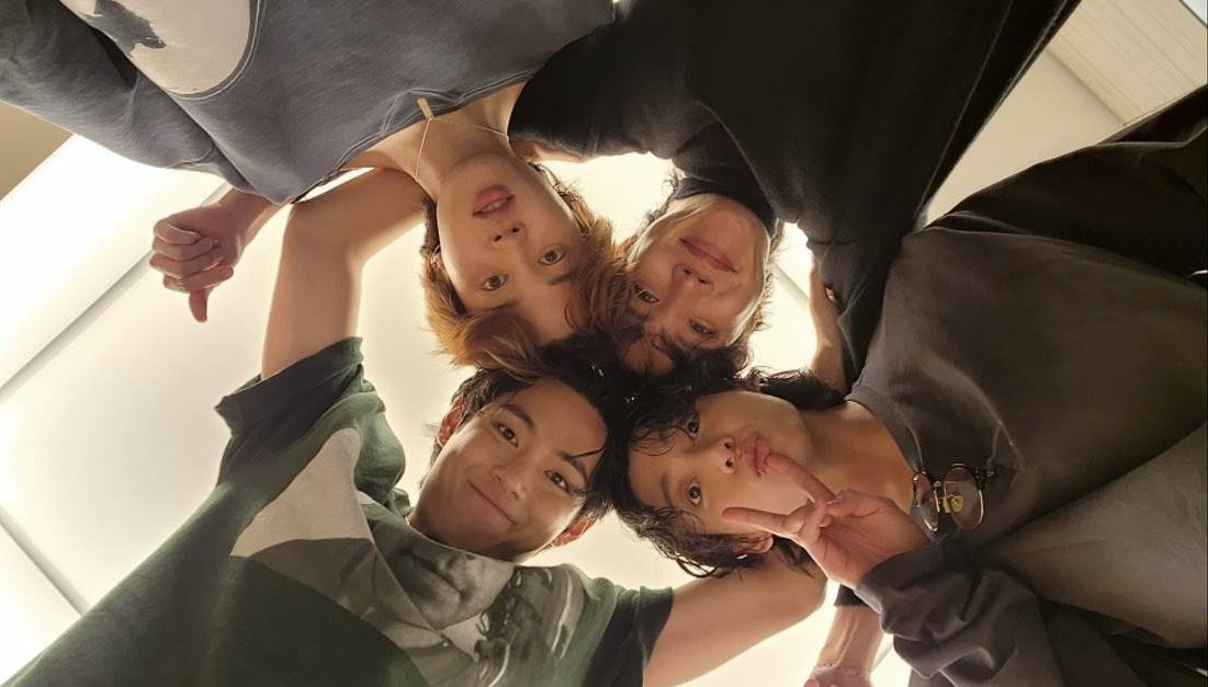 kookooxx10's tweet photo. My babies 😭😭 https://t.co/4Bj6fnIjc4