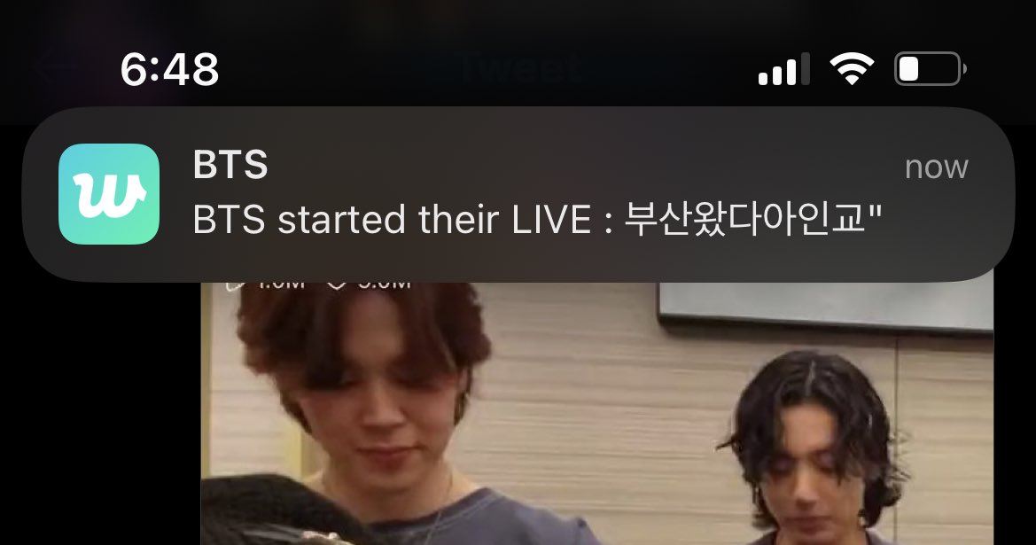 jinspearl's tweet photo. weverse gave me live notification after it ended 😭😭😭 https://t.co/6arsIWftlA