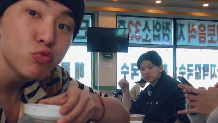 jioranghae's tweet photo. 10th month with my bunbun. Got my cutest mochi supporting me ever since. I love him so much. 🥺 https://t.co/hBWbr3P1IF
