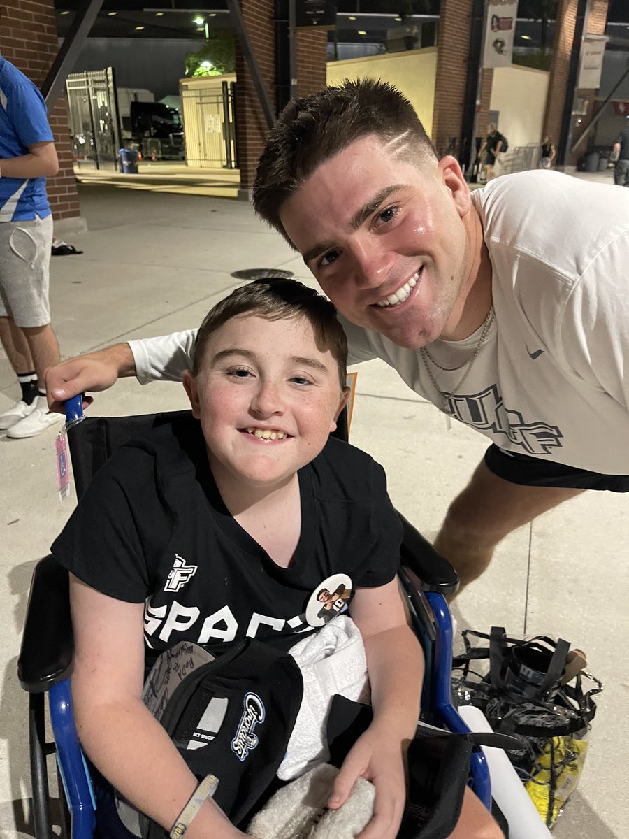 Henry Ullrich tweet media