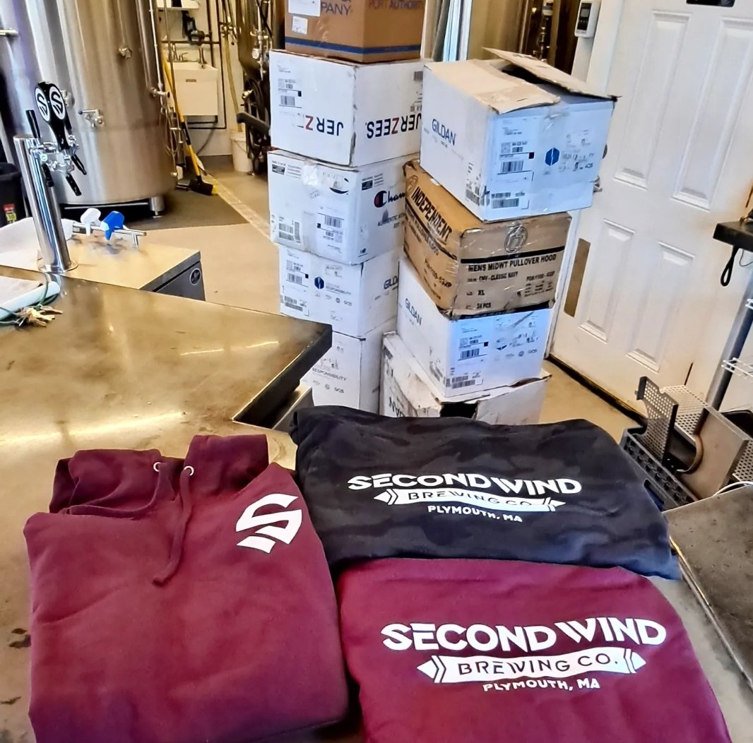 Second Wind Brewing (@secondwindbeer) on Twitter photo SATURDAY MERCH DROP: Our buds at <a href="/3agear/">Александр Авраамов</a> just hit us with some new fall gear
Just arrived:
• Black Camo Pullover Hoodies (XS-3XL)
• Maroon Pullover Hoodies (XS-2XL)
They're getting unpacked and loaded into inventory right now - available for sale when we open today at noon! SATURDAY MERCH DROP: Our buds at <a href="/3agear/">Александр Авраамов</a> just hit us with some new fall gear
Just arrived:
• Black Camo Pullover Hoodies (XS-3XL)
• Maroon Pullover Hoodies (XS-2XL)
They're getting unpacked and loaded into inventory right now - available for sale when we open today at noon!