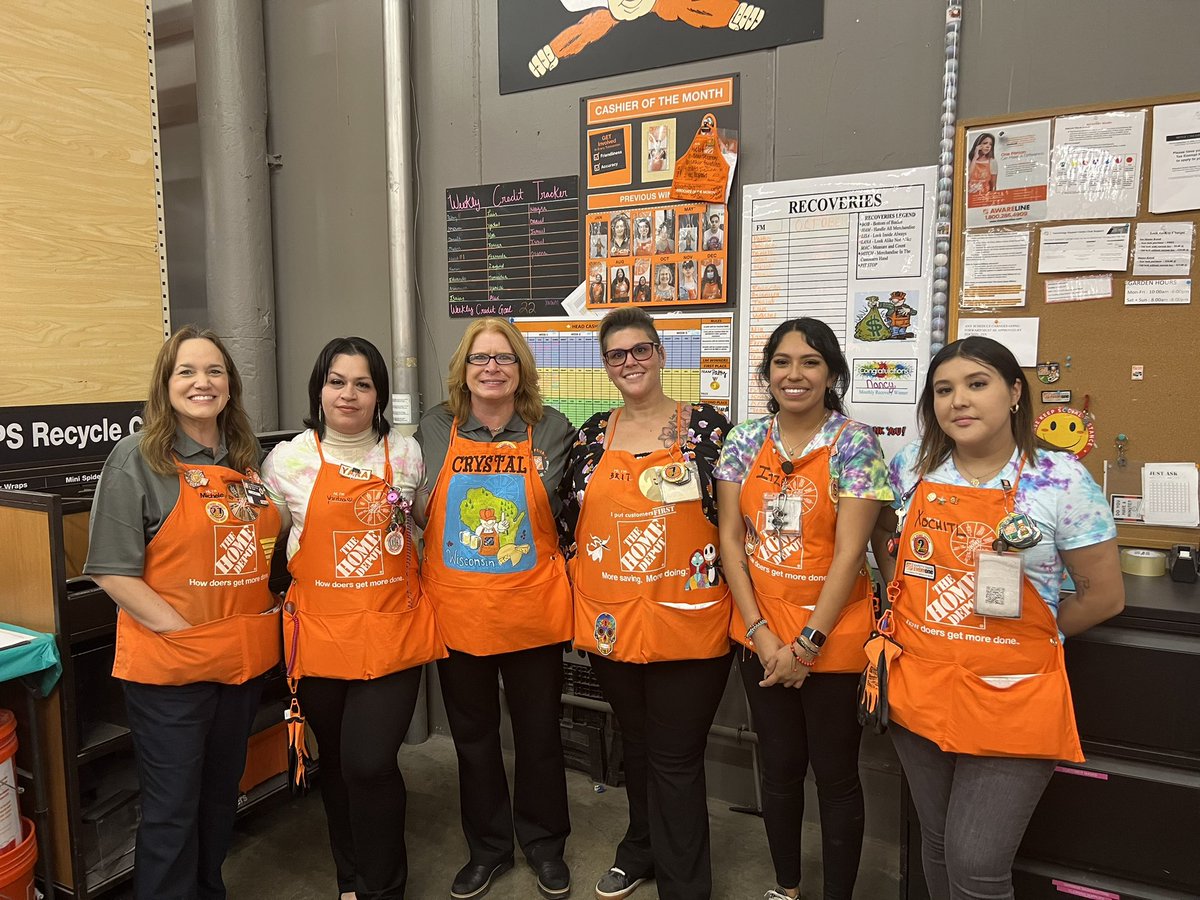 crystal_hanlon's tweet photo. A Big Thank You to all our Outstanding Cashiers!  Celebrating CAM Month and all of our Amazing Cashiers!  You all are  Incredible!  Thank You for all you all do to make a Difference!  You ARE Appreciated! https://t.co/LXANwcWSZ2