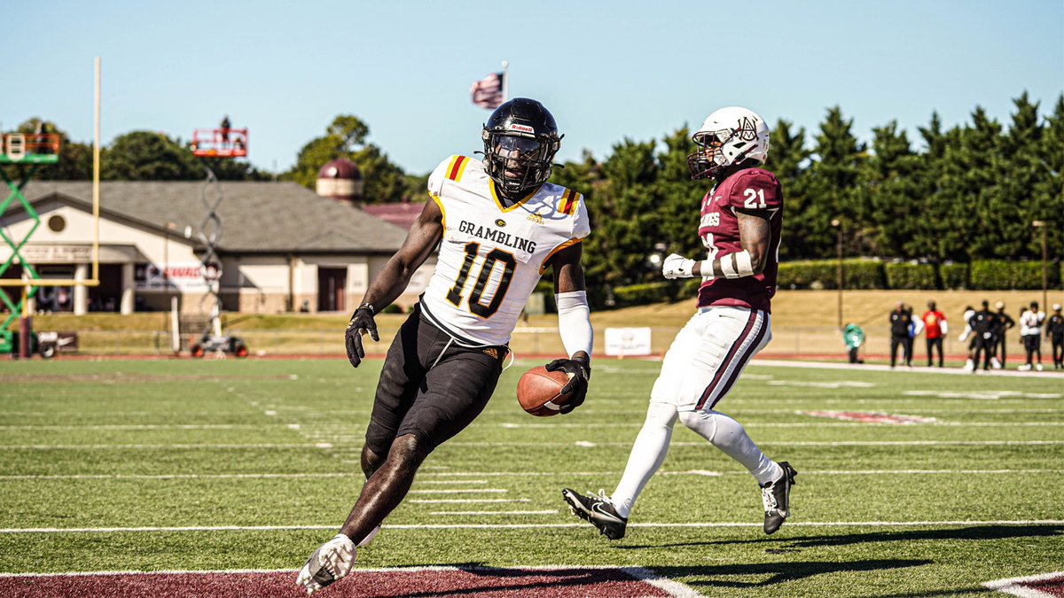 Ty1on7_'s tweet photo. Blessed to say that I have earned my first D1 offer from Grambling state University #AGTG #AGNB @_ZHSFootball @johnsimon31 @gsufbrecruits01 @KrisPeters06 @RecruitLouisian https://t.co/HOy2YuSFHs