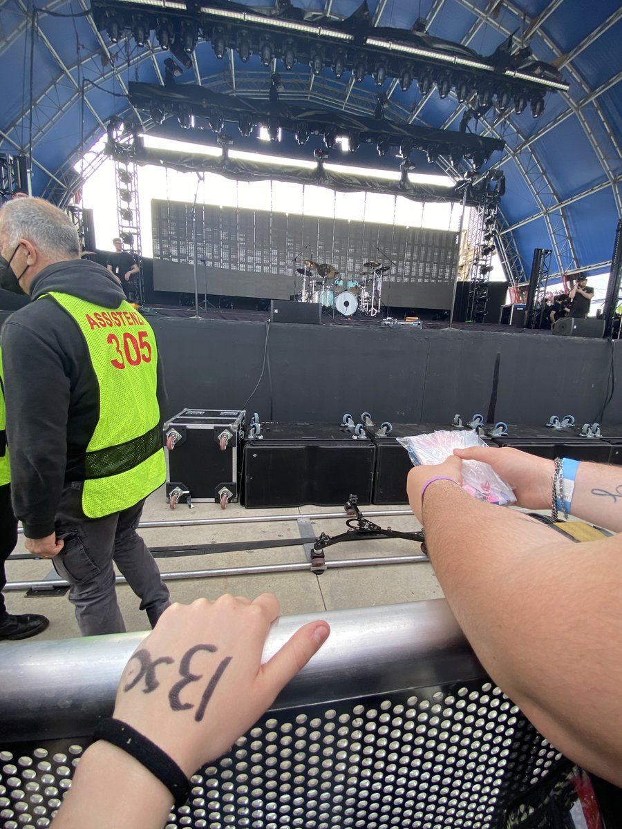 dontvstop's tweet photo. Rt for good luck at the next concerts <3 https://t.co/smosyKom6N